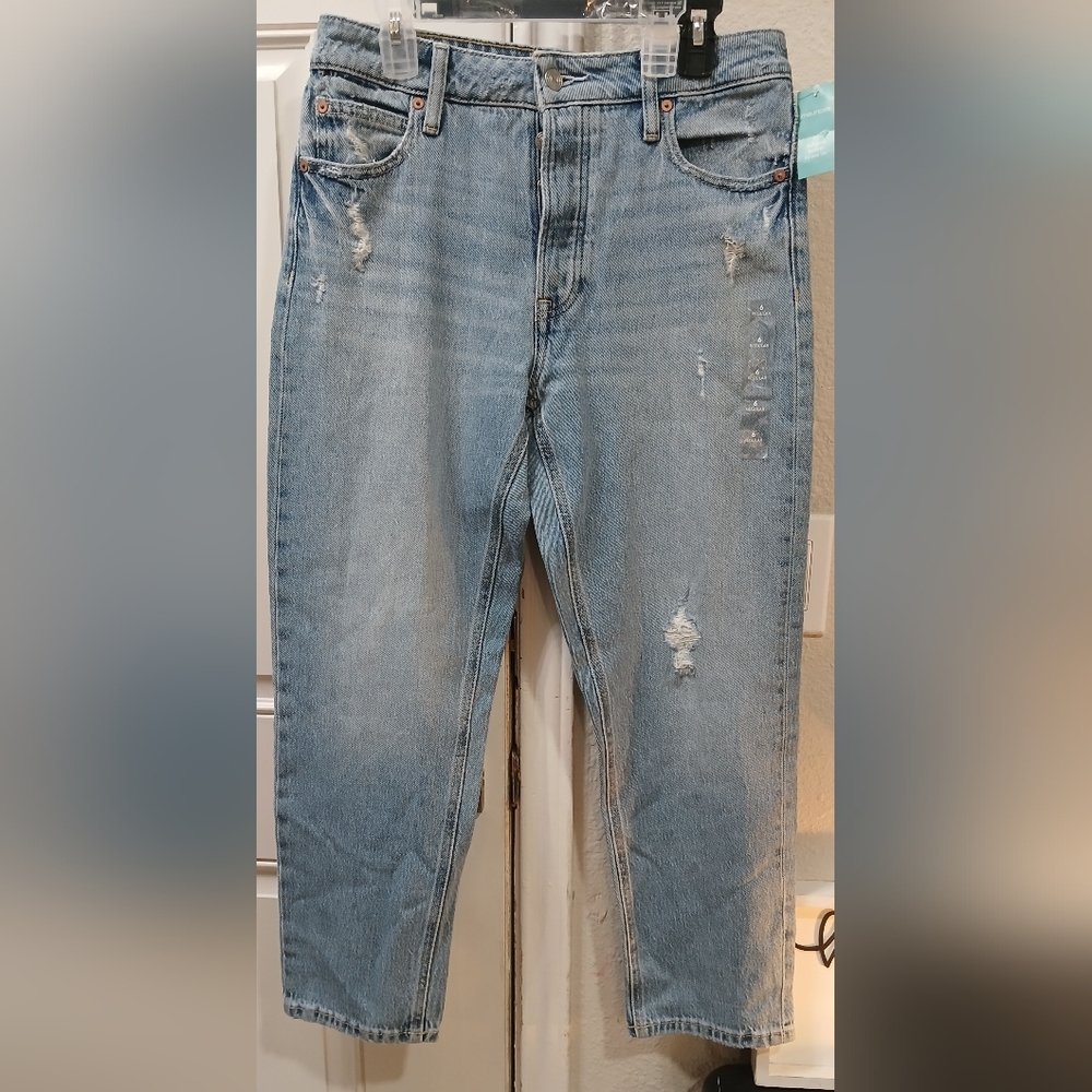 Maurices Blue Relaxed Fit Jeans  CLOSING CLOSET ACCEPTING ALL OFFERS